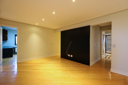 Apartamento para alugar com 374m², 4 quartos e 5 vagasSala de TV