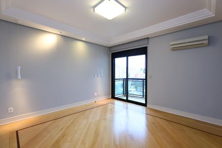 Apartamento para alugar com 374m², 4 quartos e 5 vagasSuíte 1
