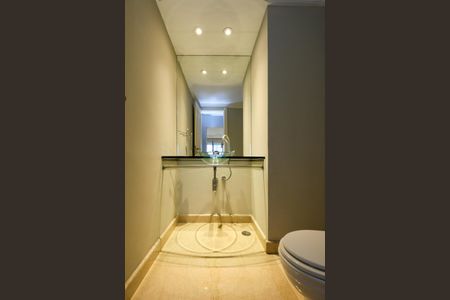 Apartamento para alugar com 374m², 4 quartos e 5 vagasLavabo
