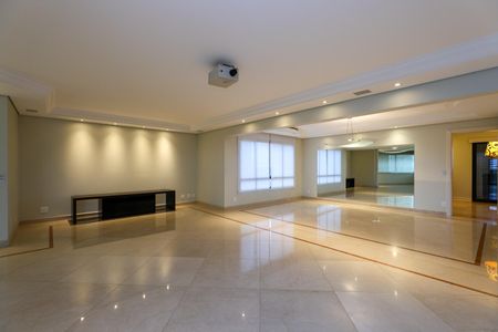 Apartamento para alugar com 374m², 4 quartos e 5 vagasSala