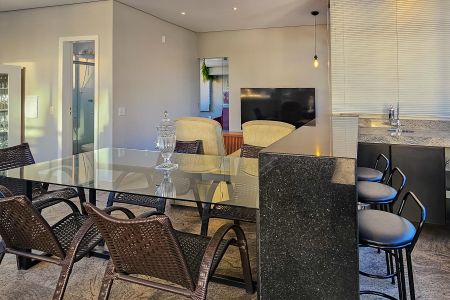 Apartamento à venda com 210m², 4 quartos e 3 vagas