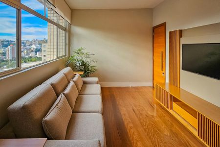 Apartamento à venda com 4 quartos, 210m² em Buritis, Belo Horizonte