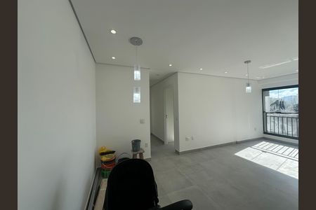 Sala de apartamento para alugar com 2 quartos, 64m² em Alphaville Empresarial, Barueri