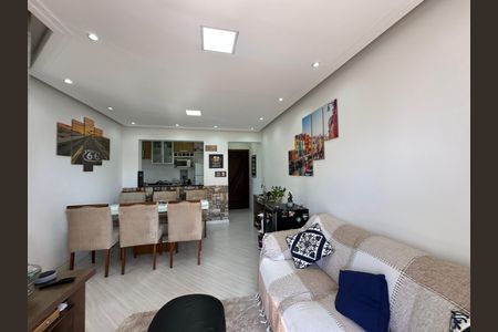 Apartamento à venda com 66m², 2 quartos e 1 vaga Apartamento à venda com 66m², 2 quartos e 1 vagaSala