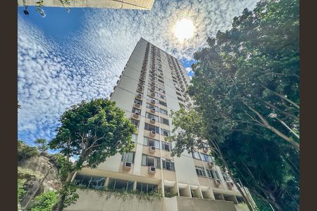 Apartamento à venda com 80m², 3 quartos e 1 vaga