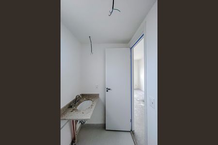 Banheiro de kitnet/studio para alugar com 1 quarto, 27m² em Vila Matilde, São Paulo