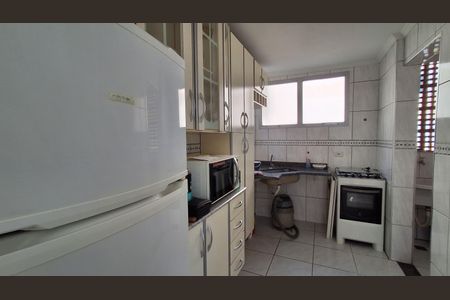 Apartamento para alugar com 65m², 2 quartos e 1 vagaCozinha 