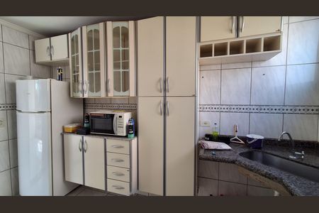 Apartamento para alugar com 65m², 2 quartos e 1 vagaCozinha 