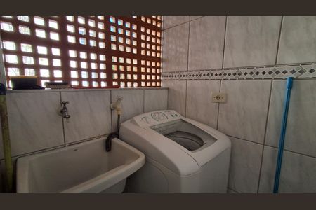 Área de Serviço  de apartamento para alugar com 2 quartos, 65m² em São José, São Caetano do Sul