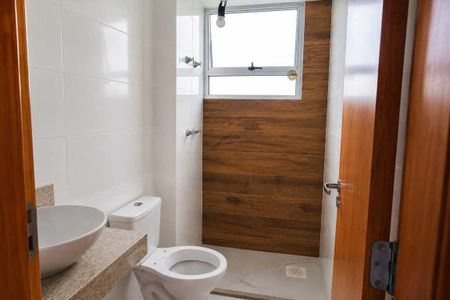 Banheiro de apartamento para alugar com 2 quartos, 39m² em Chácara Estela, Barueri