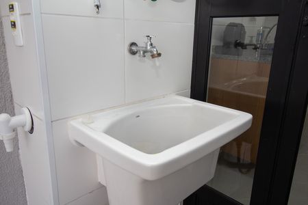 Apartamento à venda com 42m², 2 quartos e 1 vaga Apartamento à venda com 42m², 2 quartos e 1 vagaÁrea de Serviço