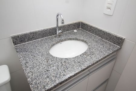 Apartamento à venda com 42m², 2 quartos e 1 vaga Apartamento à venda com 42m², 2 quartos e 1 vagaBanheiro