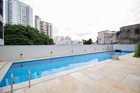 Apartamento à venda com 42m², 2 quartos e 1 vaga Apartamento à venda com 42m², 2 quartos e 1 vagaÁrea comum - Piscina