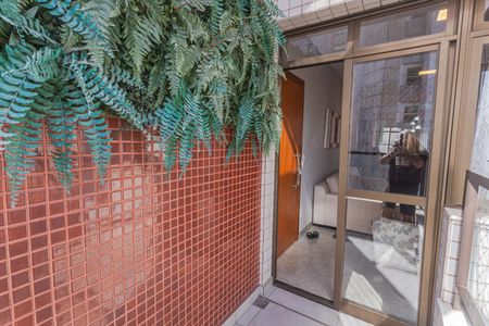 Apartamento à venda com 140m², 4 quartos e 2 vagasVaranda da Sala