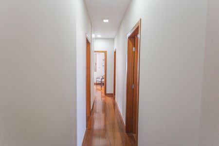 Apartamento à venda com 140m², 4 quartos e 2 vagasCorredor