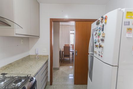 Apartamento à venda com 140m², 4 quartos e 2 vagasCozinha