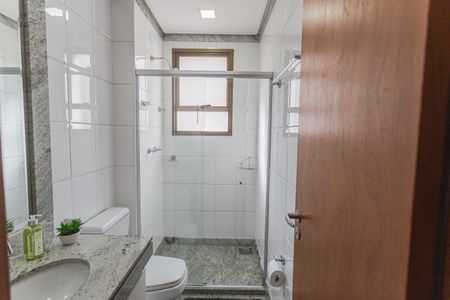 Apartamento à venda com 140m², 4 quartos e 2 vagasBanheiro Social