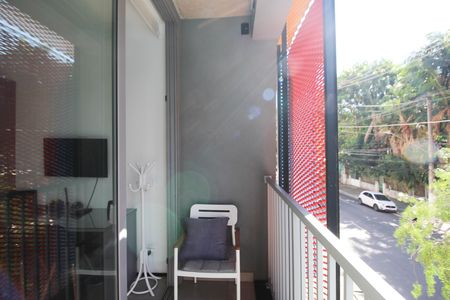 Studio para alugar com 26m², 1 quarto e sem vaga Studio para alugar com 26m², 1 quarto e sem vagaVaranda