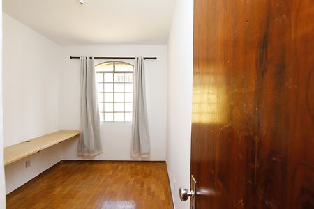 Apartamento para alugar com 140m², 3 quartos e 2 vagasQuarto 2