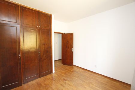 Apartamento para alugar com 140m², 3 quartos e 2 vagasQuarto 1 - Armários