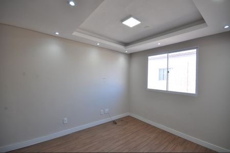 Sala de apartamento para alugar com 2 quartos, 38m² em Jardim Recanto Verde, São Paulo