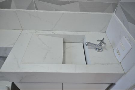 Apartamento para alugar com 38m², 2 quartos e sem vagaBanheiro
