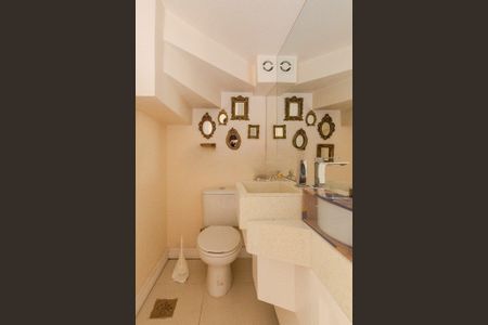 Casa para alugar com 3 quartos, 209m² em Jardim Sabará, Porto Alegre