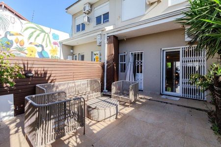 Casa para alugar com 209m², 3 quartos e 2 vagasÁrea externa