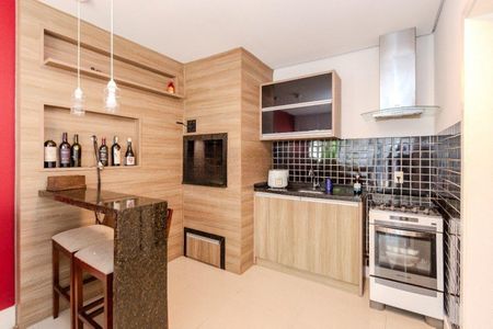 Casa para alugar com 209m², 3 quartos e 2 vagasCozinha