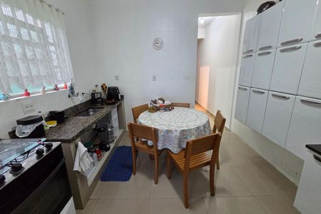 Casa para alugar com 133m², 4 quartos e 2 vagasCozinha