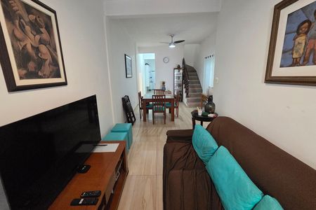 Casa para alugar com 133m², 4 quartos e 2 vagasSala