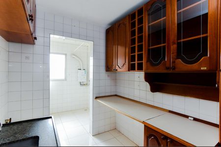Cozinha de apartamento para alugar com 3 quartos, 63m² em Jardim Flor da Montanha, Guarulhos