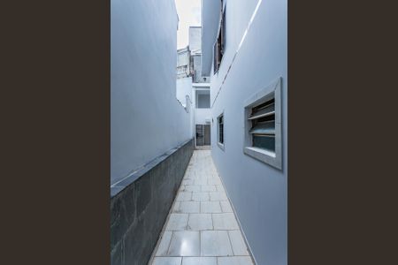 Casa à venda com 147m², 3 quartos e 3 vagas Casa à venda com 147m², 3 quartos e 3 vagasCorredor