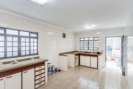 Casa à venda com 147m², 3 quartos e 3 vagas Casa à venda com 147m², 3 quartos e 3 vagasCozinha