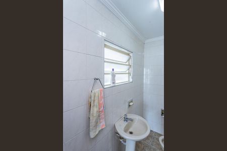 Casa à venda com 147m², 3 quartos e 3 vagas Casa à venda com 147m², 3 quartos e 3 vagasLavabo