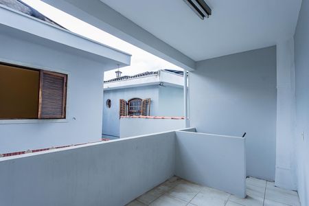 Casa à venda com 147m², 3 quartos e 3 vagas Casa à venda com 147m², 3 quartos e 3 vagasTerraço
