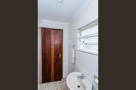 Casa à venda com 147m², 3 quartos e 3 vagas Casa à venda com 147m², 3 quartos e 3 vagasLavabo