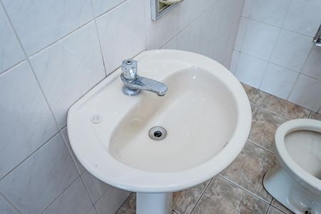 Casa à venda com 147m², 3 quartos e 3 vagas Casa à venda com 147m², 3 quartos e 3 vagasLavabo