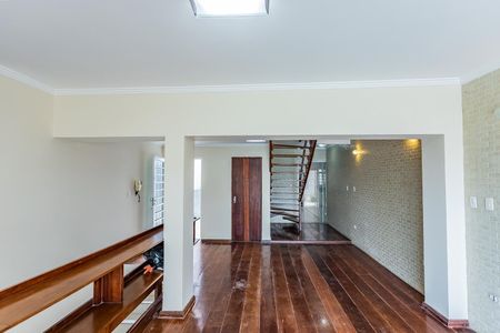 Sala de casa à venda com 3 quartos, 147m² em Parque Nações Unidas, São Paulo