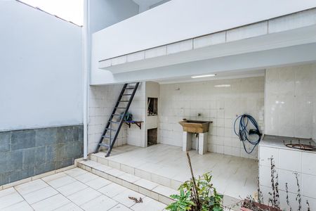 Casa à venda com 147m², 3 quartos e 3 vagas Casa à venda com 147m², 3 quartos e 3 vagasÁrea de Serviço