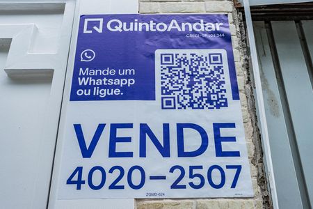 Casa à venda com 147m², 3 quartos e 3 vagas Casa à venda com 147m², 3 quartos e 3 vagasPlaca
