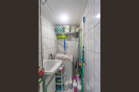 Apartamento à venda com 83m², 3 quartos e 1 vagaÁrea de serviço 