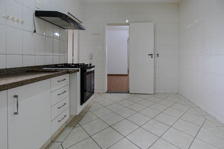 Apartamento para alugar com 100m², 3 quartos e 2 vagas Apartamento para alugar com 100m², 3 quartos e 2 vagasCozinha