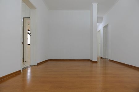 Apartamento para alugar com 100m², 3 quartos e 2 vagas Apartamento para alugar com 100m², 3 quartos e 2 vagasSala