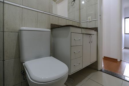 Apartamento para alugar com 100m², 3 quartos e 2 vagas Apartamento para alugar com 100m², 3 quartos e 2 vagasBanheiro