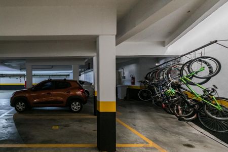 Apartamento para alugar com 100m², 3 quartos e 2 vagas Apartamento para alugar com 100m², 3 quartos e 2 vagasÁrea Comum