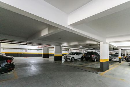 Apartamento para alugar com 100m², 3 quartos e 2 vagas Apartamento para alugar com 100m², 3 quartos e 2 vagasÁrea Comum