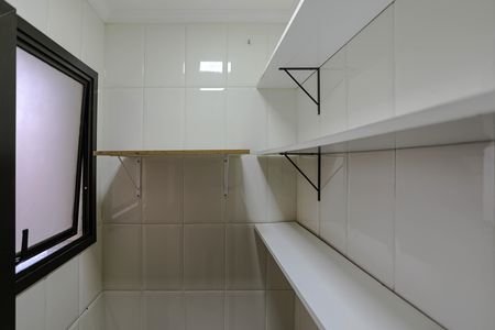 Apartamento para alugar com 100m², 3 quartos e 2 vagas Apartamento para alugar com 100m², 3 quartos e 2 vagasÁrea de Serviço