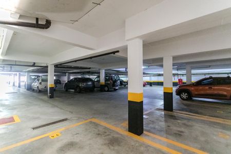 Apartamento para alugar com 100m², 3 quartos e 2 vagas Apartamento para alugar com 100m², 3 quartos e 2 vagasÁrea Comum