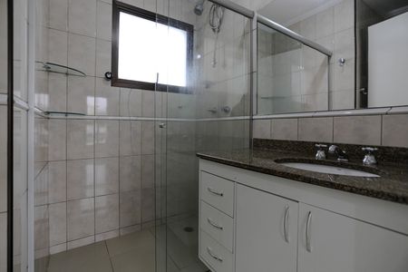 Apartamento para alugar com 100m², 3 quartos e 2 vagas Apartamento para alugar com 100m², 3 quartos e 2 vagasBanheiro - Quarto 3 - Suíte
